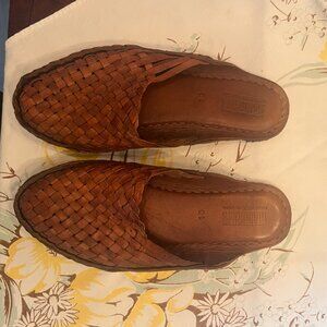Mohinder Woven flats/huaraches-womens size 10